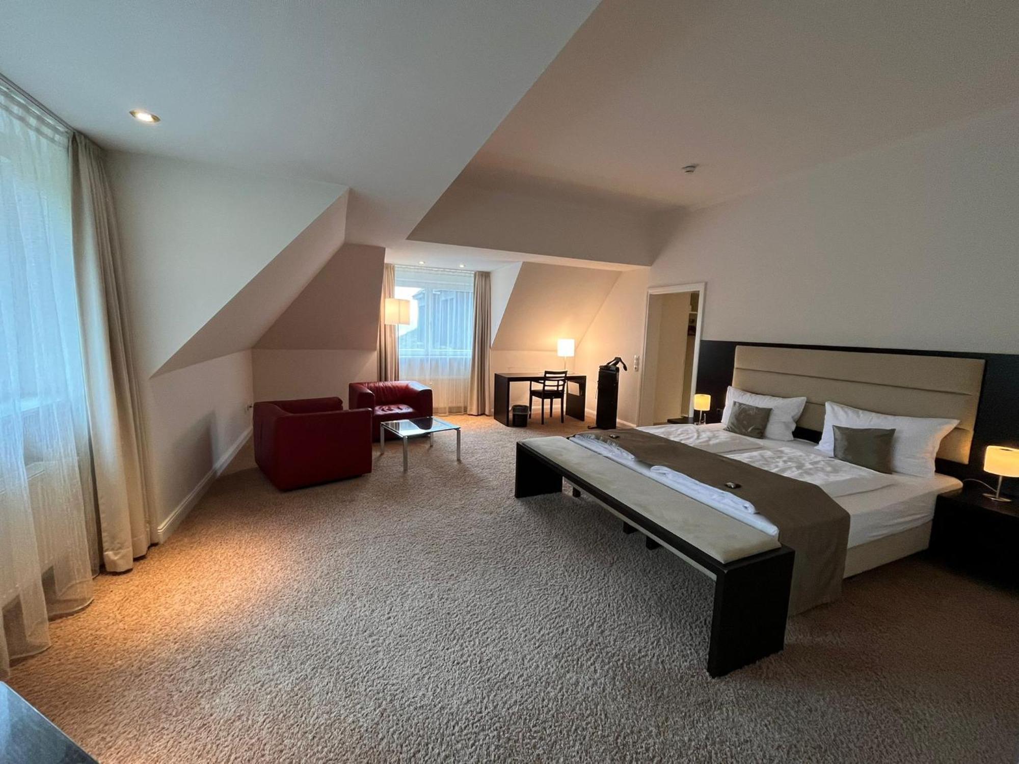 Large Double Room